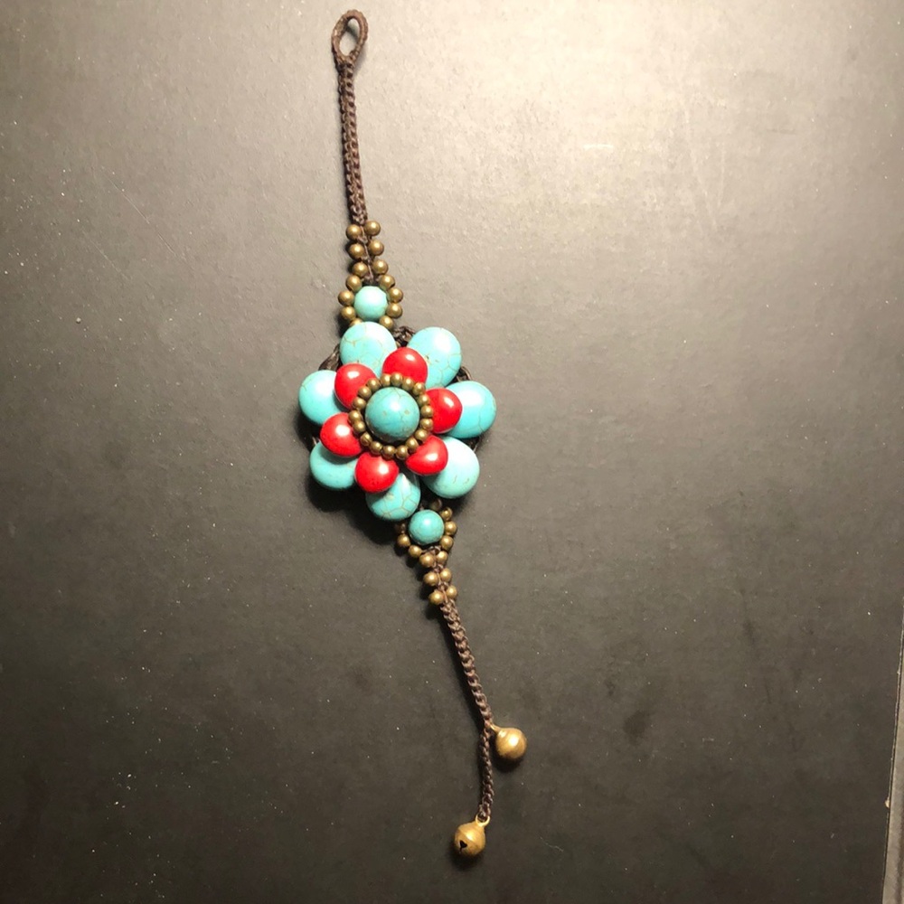 Floral Beaded Bracelet in Red and Turquoise